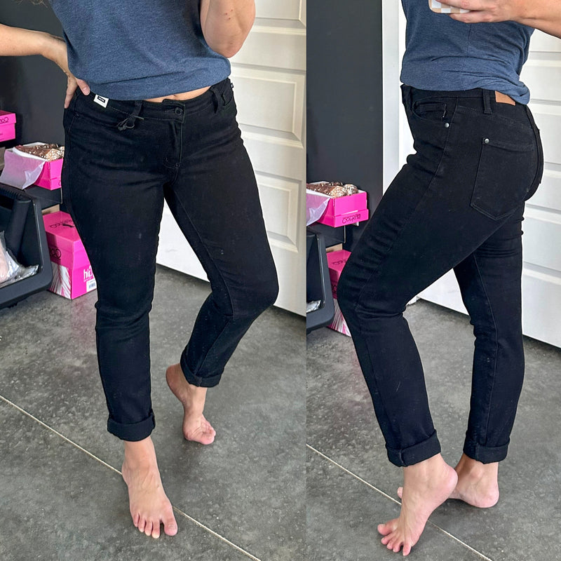 Mid Rise Slim Fit Judy Blue Jeans In Deep Black - Maple Row Boutique 