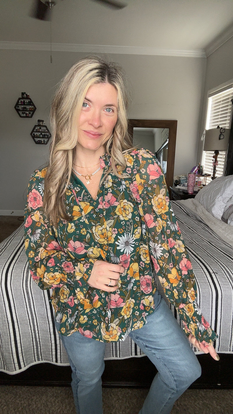 Ideal Ideas Floral Blouse - Maple Row Boutique 