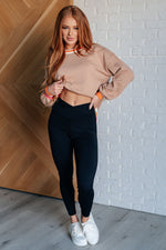 Do The Most V Front Leggings - Maple Row Boutique