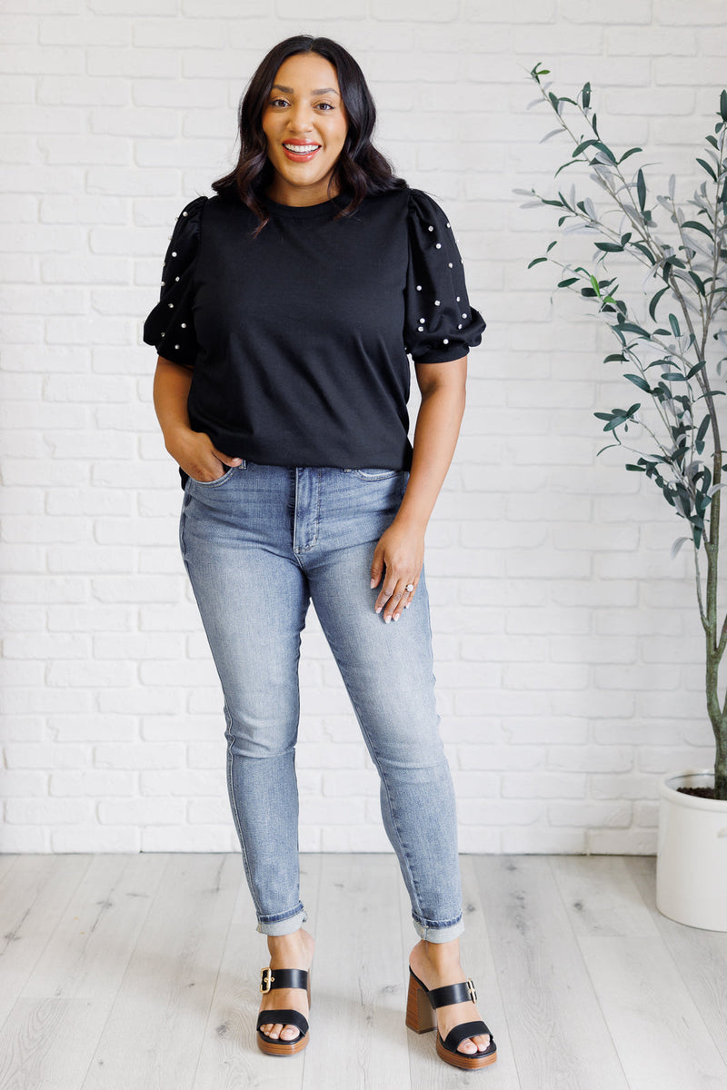 Diamonds and Pearls Puff Sleeve Top in Black - Maple Row Boutique 
