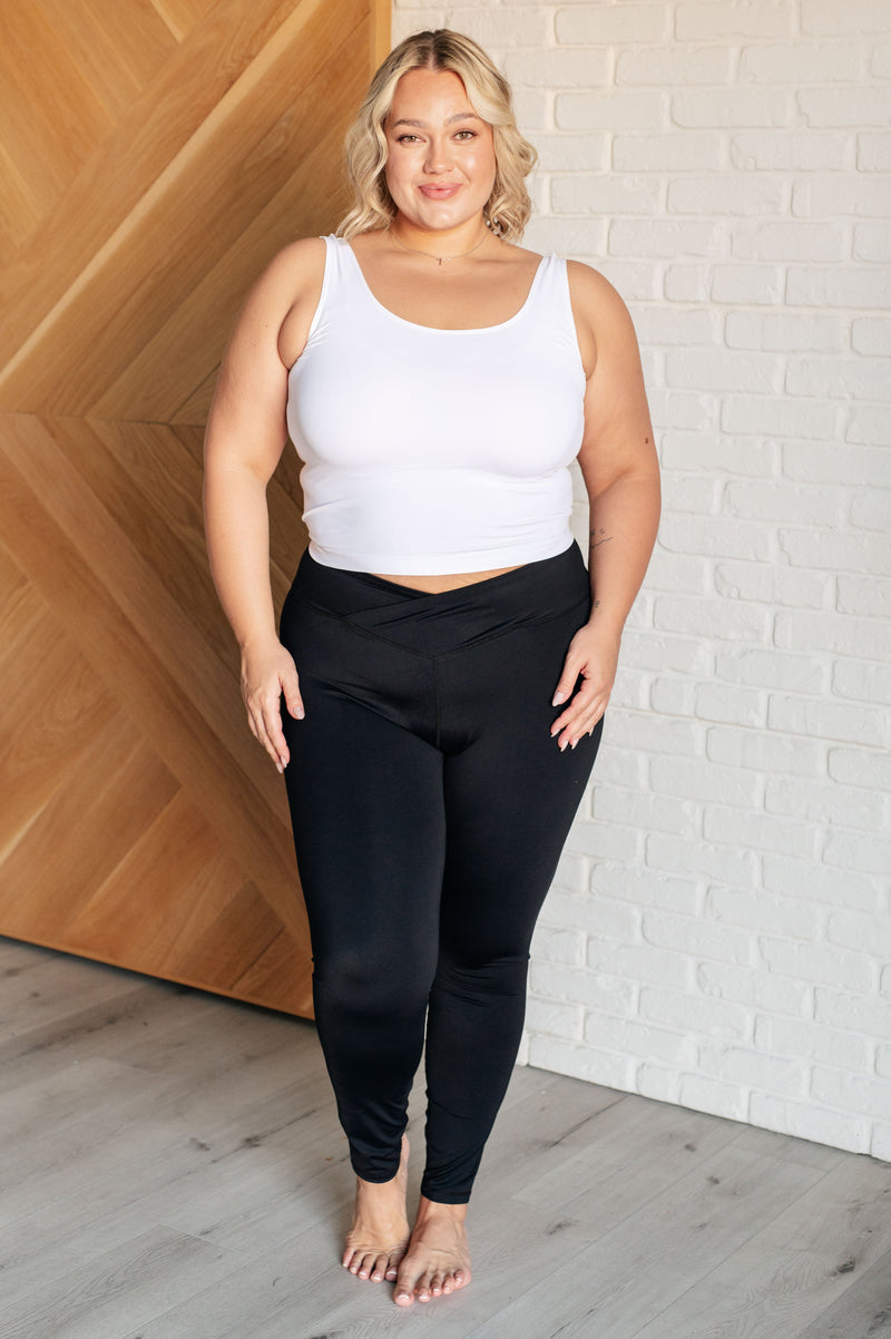 Do The Most V Front Leggings - Maple Row Boutique