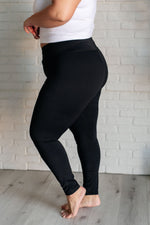 Do The Most V Front Leggings - Maple Row Boutique