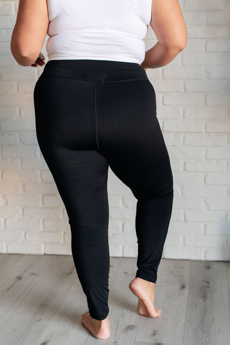 Do The Most V Front Leggings - Maple Row Boutique