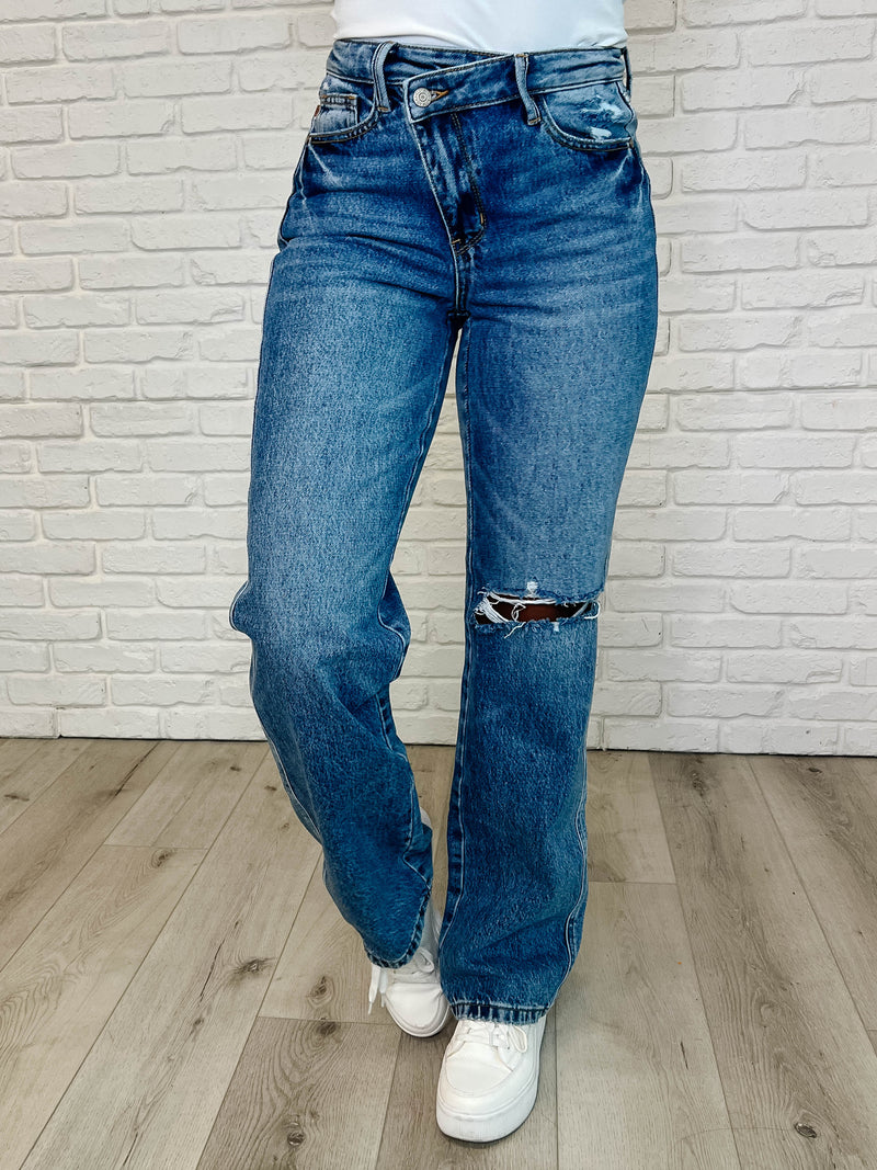 Dylan High Rise Rigid Magic Criss-Cross Waistband Straight Jeans - Maple Row Boutique
