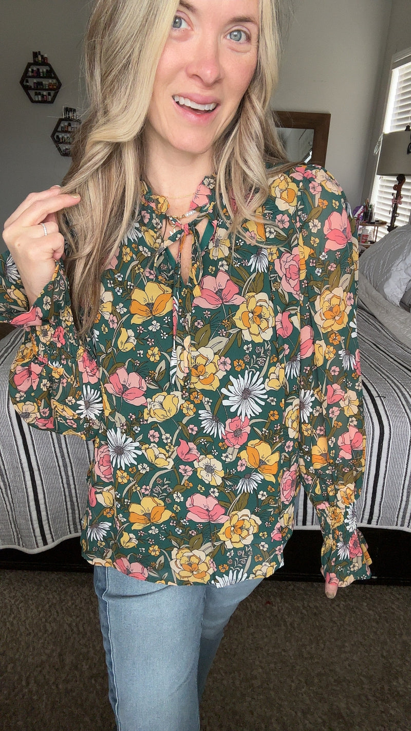 Ideal Ideas Floral Blouse - Maple Row Boutique 