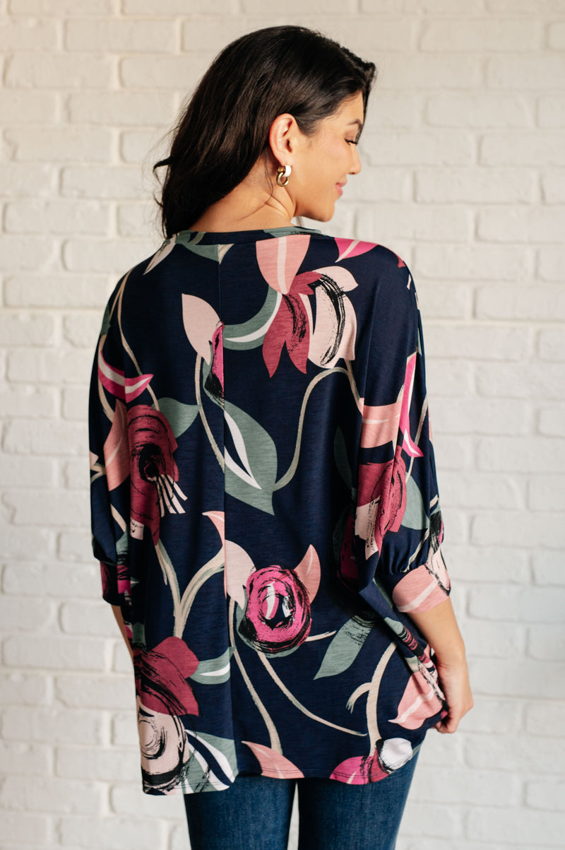 Float On Floral Top - Maple Row Boutique 