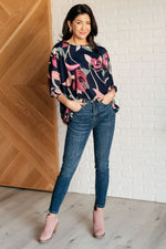 Float On Floral Top - Maple Row Boutique 