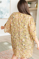Go Anywhere Floral Kimono - Maple Row Boutique