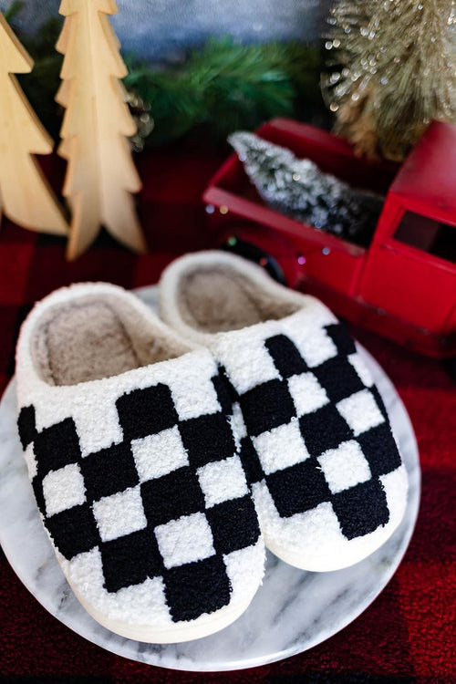 NEW Babe Slippers - Maple Row Boutique 