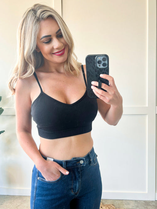 Adjustable Strap Padded Bralette In Black