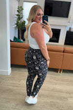 PREORDER: Your New Favorite Joggers in Sugar Skull - Maple Row Boutique 
