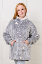 Kids Oversized Hoodie Blanket in Grey Stars - Maple Row Boutique
