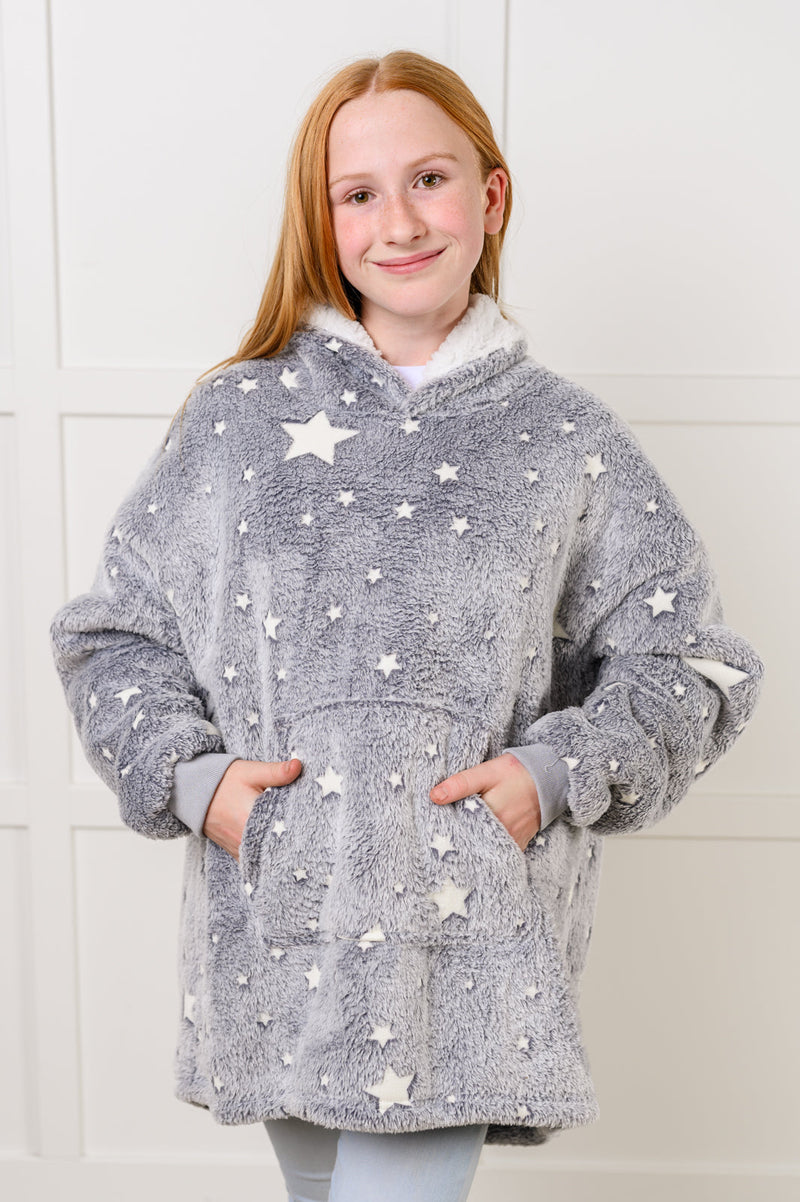 Kids Oversized Hoodie Blanket in Grey Stars - Maple Row Boutique