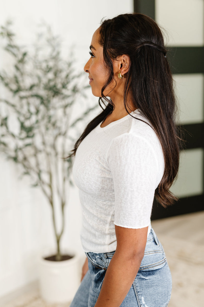 Knit Pick Basic Tee in Off White - Maple Row Boutique