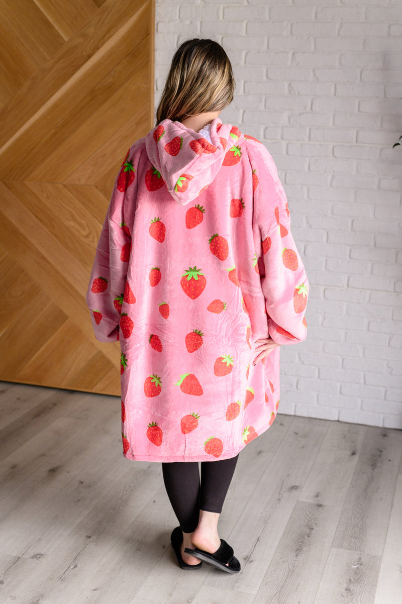 Oversized Blanket Hoodie in Strawberry - Maple Row Boutique
