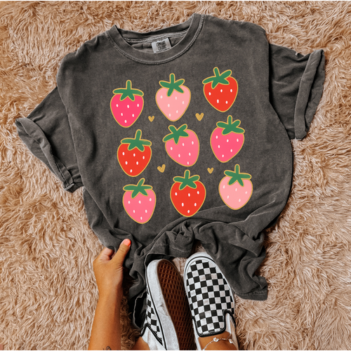 Strawberries! Graphic Tee - Maple Row Boutique