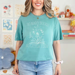 So Many Books Graphic Tee - Maple Row Boutique 