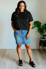 Uptown Crew T-Shirt in Black - Maple Row Boutique