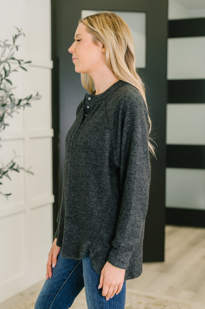 Urban Flux Scooped Hi-Low Long Pullover in Black - Maple Row Boutique