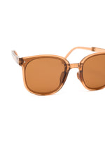 Collapsible Girlfriend Sunnies & Case in Champagne - Maple Row Boutique 