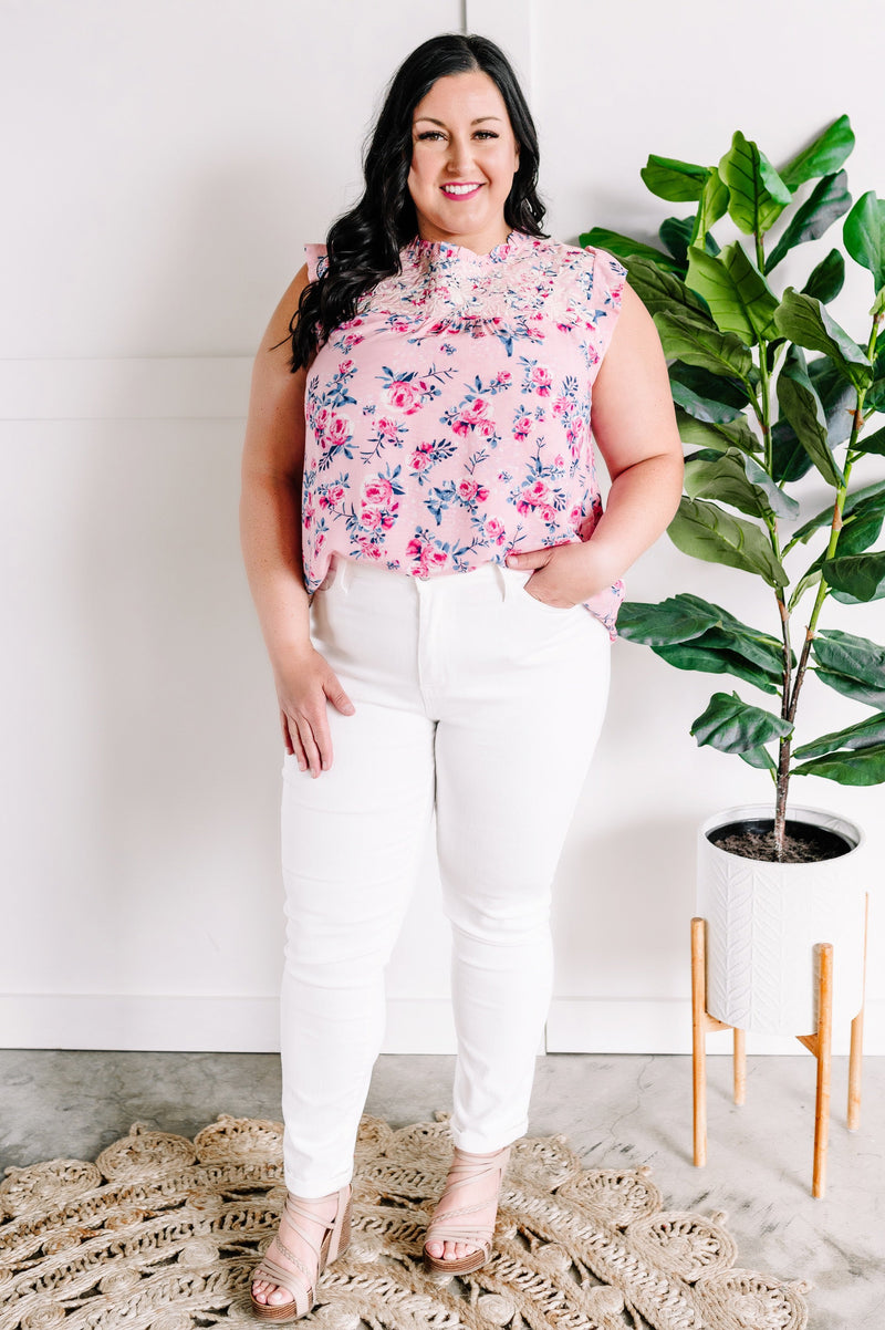 Boyfriend Non-distressed Judy Blue Jeans In White - Maple Row Boutique 