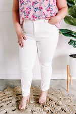 Boyfriend Non-distressed Judy Blue Jeans In White - Maple Row Boutique 