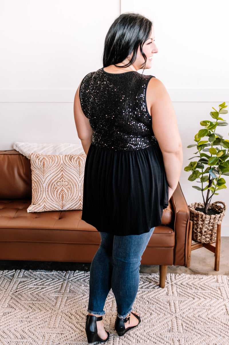 Sequin Tunic Top in Midnight - Maple Row Boutique 