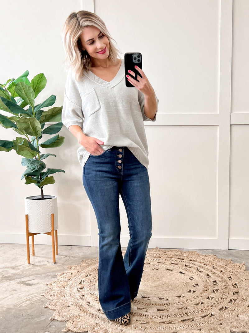 Knit, Short Sleeve Sweater With Seared Seams In Light Grey - Maple Row Boutique 