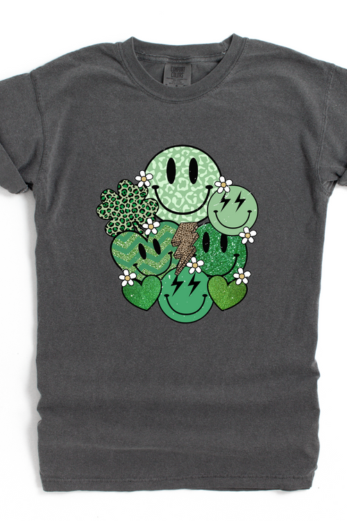 SMILE SHAMROCK TEE (COMFORT COLORS) - Maple Row Boutique 