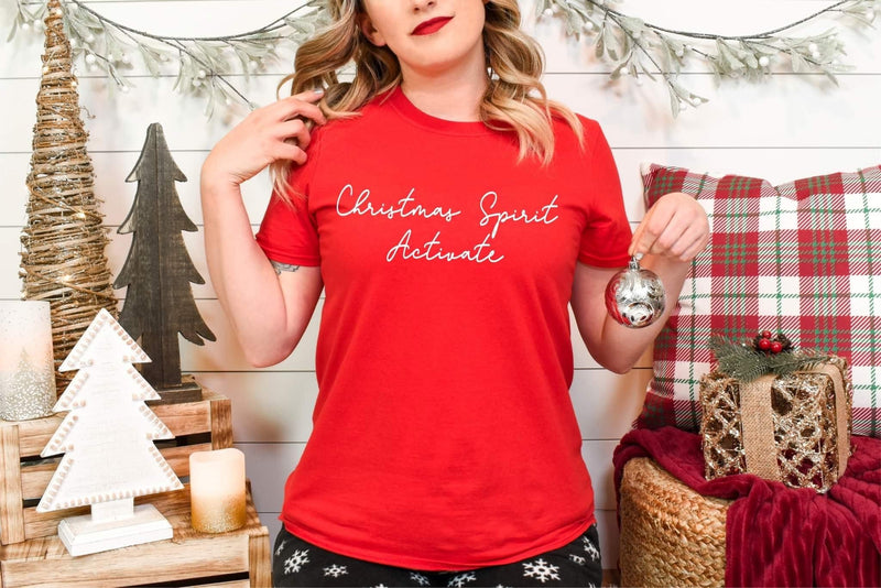 Christmas Spirit Tee - Maple Row Boutique 