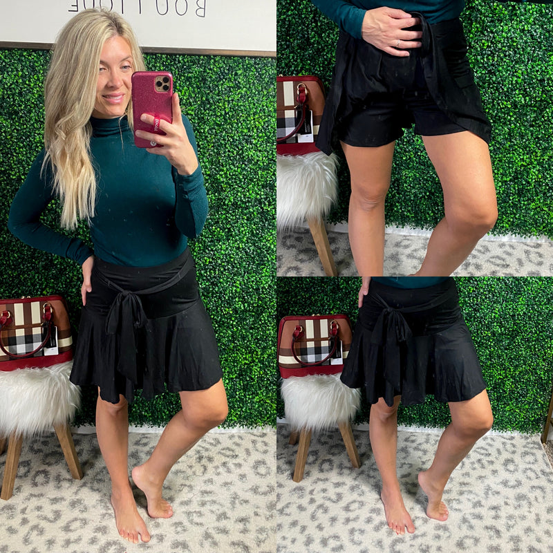 Hips Don’t Lie Black Skort - Maple Row Boutique 
